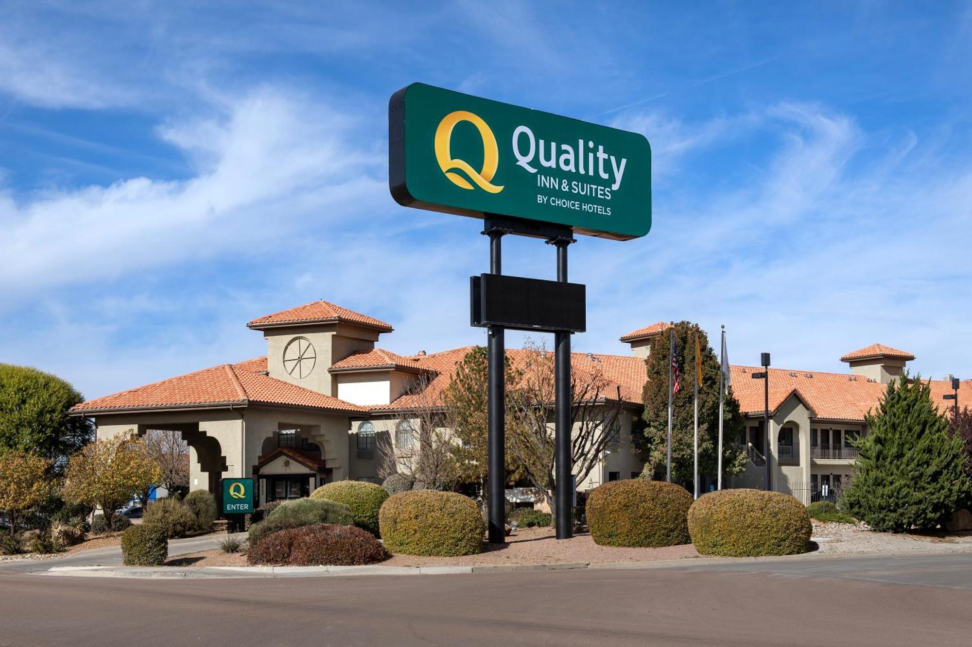 Quality Inn & Suites Gallup I-40 Exit 20 Exterior photo